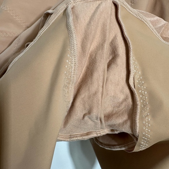 Honeylove Superpower Short Size: 3x Color: Sand - Picture 9 of 10